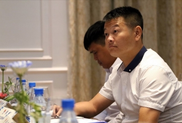 Văn Quyến và các học trò gặp thử thách cực lớn ở VCK U15 QG