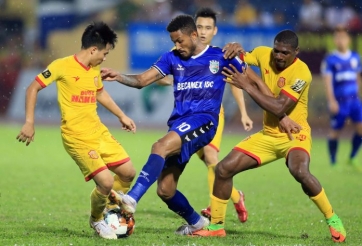 Chơi đôi công, Bình Dương chia điểm đáng tiếc trước Nam Định