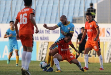 Ghi bàn từ phạt góc, Khánh Hòa giành 3 điểm đầy kịch tính 