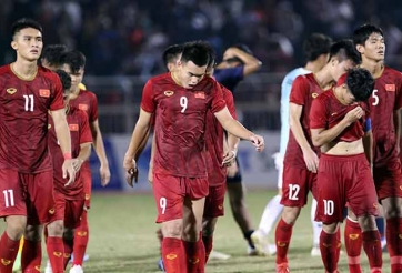 BLV Quang Huy: 'Không thể đòi hỏi lứa trẻ nào cũng tốt được'