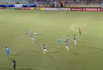 VIDEO: Altyn Asyr mở tỉ số chóng vánh sau sai lầm của Hà Nội