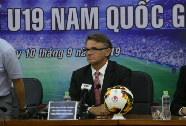 HLV Troussier có thể tạo lối chơi mới khác ông Park Hang Seo