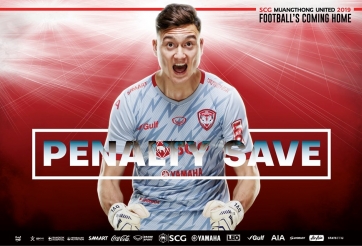 Văn Lâm đóng vai người hùng giúp Muangthong giành 3 điểm nghẹt thở