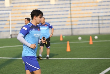 VIDEO: Trợ lý ông Park và loạt bài tập gây 'căng não'