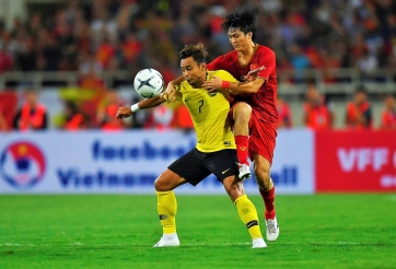 VIDEO: Pha va chạm mạnh dẫn đến chấn thương của Tuấn Anh