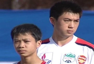 Bức hình Công Phượng đứng cạnh Lee Nguyễn năm 14 tuổi gây bão MXH