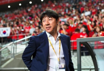 HLV Shin Tae Yong bắt cầu thủ Indonesia đá vô chiến thuật
