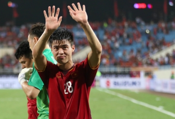 Duy Mạnh báo tin vui với HLV Park Hang Seo