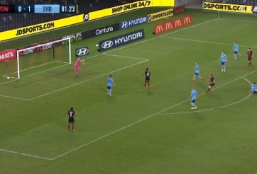 VIDEO: Bàn thắng 'ăn rùa' nhất giữa mùa Covid-19