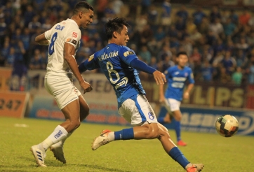 Sao mai tỏa sáng, TQN đánh bại Quảng Nam trên sân nhà