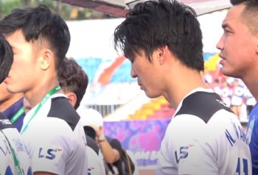 VIDEO: Cảm xúc của Tuấn Anh khi Quốc ca vang lên