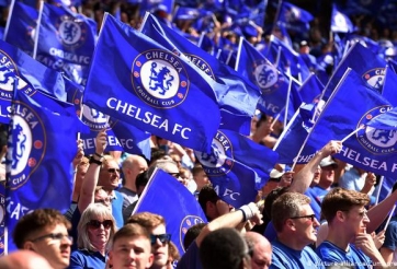 Chelsea đừng nghĩ đến danh hiệu mùa này