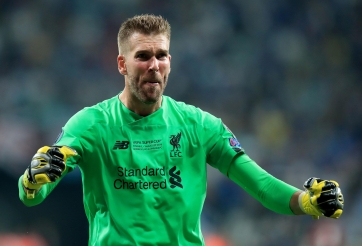 Cả đội Liverpool bị xoạc, một mình Adrian chấn thương