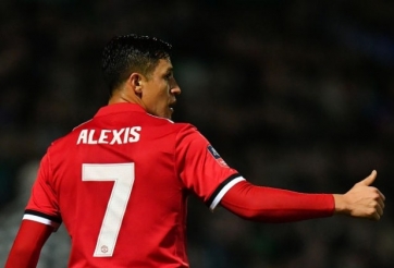 MU sẵn sàng trả tiền để tống khứ Sanchez