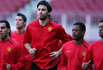 Cầu thủ Barca chúc MU vô địch