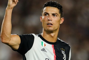 Ronaldo lại lập kỷ lục, chứng tỏ mình chưa hết thời