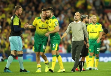 Thua Norwich, Pep chúc mừng Liverpool vô địch