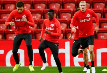 Salzburg suýt khiến Liverpool ôm hận nhờ tàn nhẫn với Van Dijk