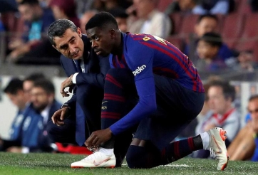 Barca nhận 2 thẻ đỏ, HLV nói: 'Bí ẩn!'