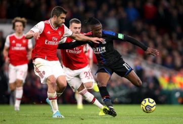 Arsenal bị cầm chân: Thủ làm, rồi thủ... phá