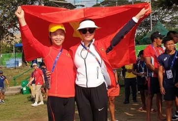 Cú đúp HCV của cô gái bán hàng online trên Facebook