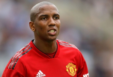 Chuyển nhượng tối 13/1: MU và Arsenal tranh sao Watford