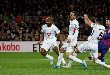 Messi tỏa sáng đảm bảo cho màn ra mắt của Quique Setien