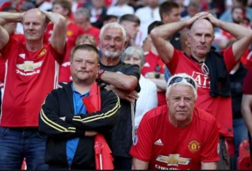 Fan MU đòi chuyển sang cổ vũ Liverpool trên đài phát thanh