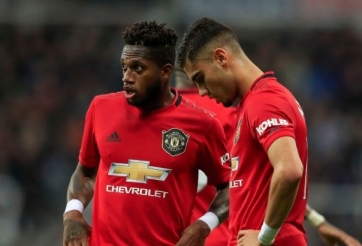 Sao MU bị CĐV chế nhạo vì tự xưng là 'huyền thoại Tiki Taka'