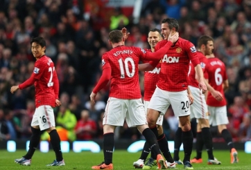 Cựu 'sát thủ' MU chọn ở nhà rửa bát thay vì làm HLV