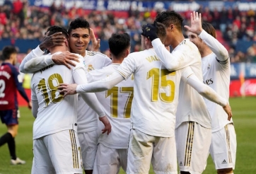 Mất điểm cuối trận, Real bị Barca áp sát