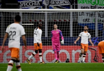 Valencia làm 'trò hề' sau trận thua tủi hổ ở Champions League