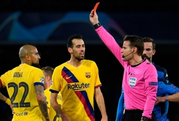 HLV Barca tiết lộ dùng hậu vệ làm tiền vệ trận lượt về với Napoli