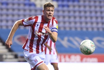 Chuyển nhượng tối 2/3: Real vung tiền vì Haaland, MU theo dõi sao 18 tuổi