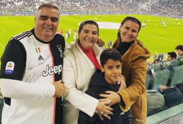 Bạn trai của mẹ Ronaldo tiết lộ sức khỏe người tình