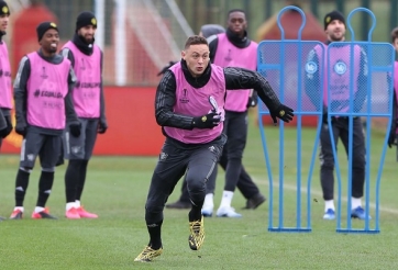 Solskjaer giao bài tập về nhà cho cầu thủ MU mùa COVID-19