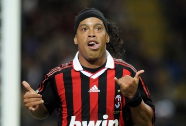 Vòng lao lý khiến Ronaldinho bị xóa hình ảnh trong game bóng đá