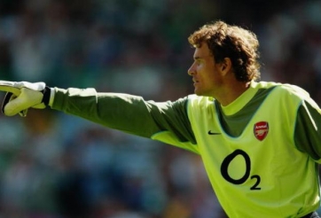 Huyền thoại Arsenal bị chỉ trích vì 'phát biểu liều' về COVID-19