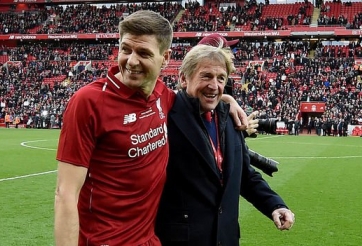 Huyền thoại vĩ đại nhất lịch sử Liverpool dương tính với COVID-19