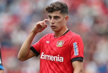 Chuyển nhượng ngày 13/4: MU chê 'bom' đắt, tranh người với Liverpool