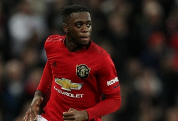 Cặp hậu vệ MU bị đuổi khỏi trường đại học khi đang luyện tập