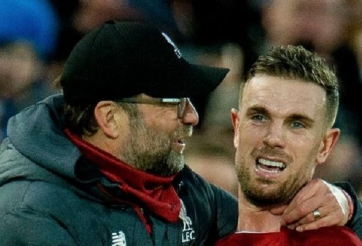 Liverpool nhận được thông báo về lễ trao cúp Ngoại hạng Anh