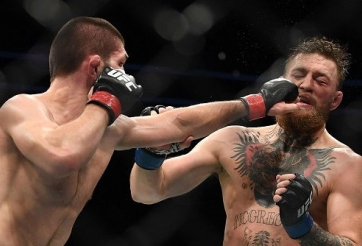 VIDEO: Khabib hạ gục McGregor trong trận đấu lớn nhất lịch sử MMA