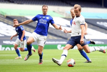 Tottenham mở đường cho MU vào top 4