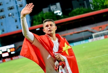 VIDEO: Sao gốc Brazil của ĐT Trung Quốc lập siêu phẩm không thể cản phá