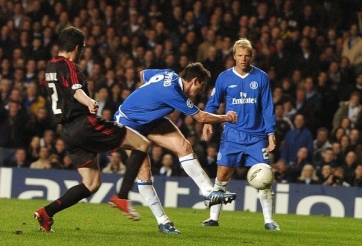 VIDEO: HLV Chelsea lập siêu phẩm hạ Bayern ở Champions League