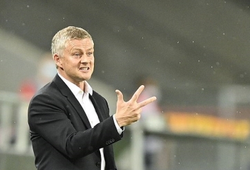 Solskjaer nêu các điểm yếu khiến MU trả giá trước Sevilla