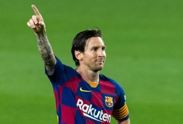 Ronaldo lên tiếng chuyện Messi rời Barca