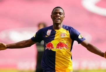 MU 'săn' tiền đạo vừa ghi bàn vào lưới Liverpool