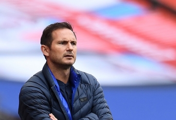 Chelsea bị hét giá gấp đôi để có người thay thế 'bom xịt'